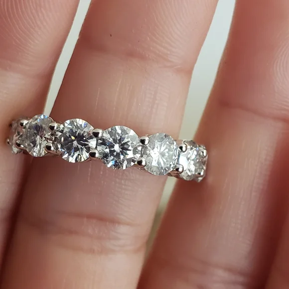 GRA CERTIFIED MOISSANITE RING SIZE 8 - Picture 4 of 7